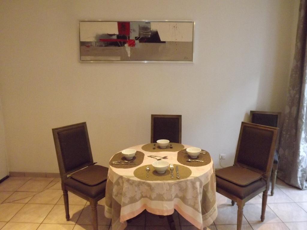 Le Logis De La Cathedrale Apartment Albi Room photo
